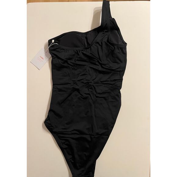 Andie Swim - The Nantucket One Piece - Picture 5 of 7